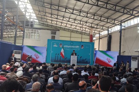 جشن احیای ۱۶۰ کارگاه تعطیل شده خوزستان با حضور رییس جمهور برگزار شد
