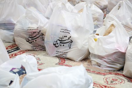 توزیع ۵۰۰ بسته کمک معیشتی از سوی مسجد الغدیر اهواز در بین مستمندان